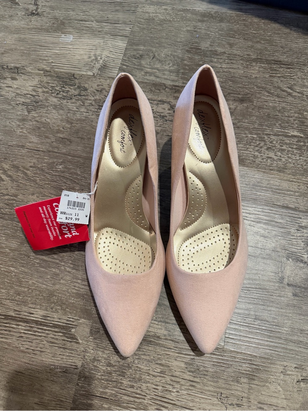 dexflex comfort Blush Pink Pointed-Toe Cushioned Pumps